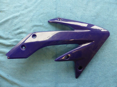 Plast kryt nadrze pro cross